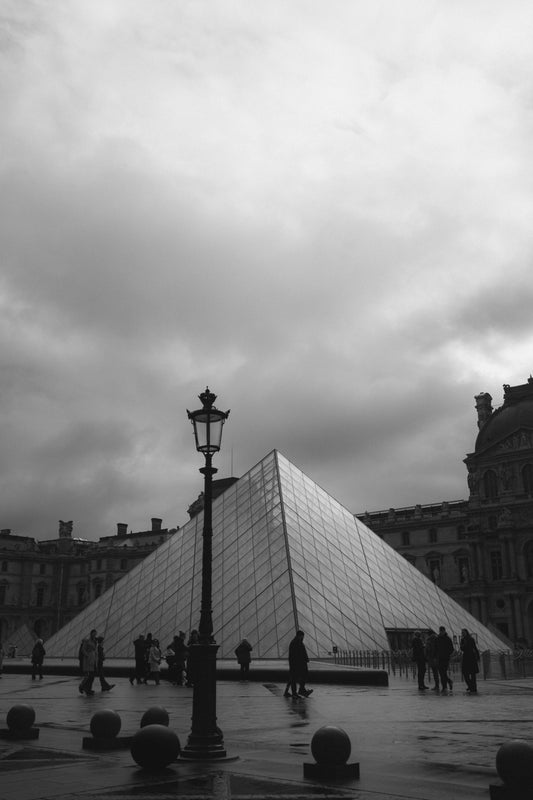 Paris-Louvre